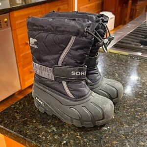 Sorel little Kids size 11 flurry Winter Boots